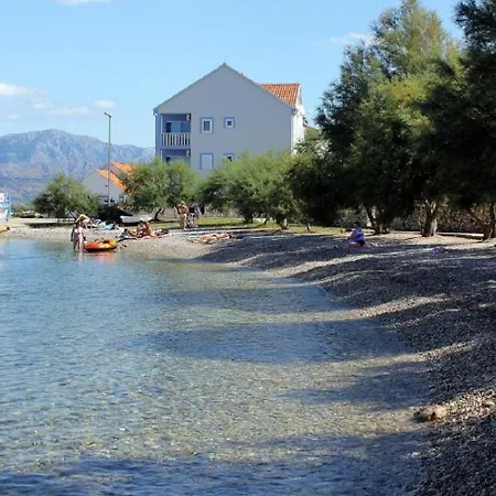 Dinka Apartmán Mirce